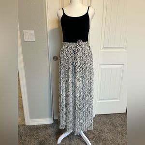 JOIE pleated polyester skirt NWT